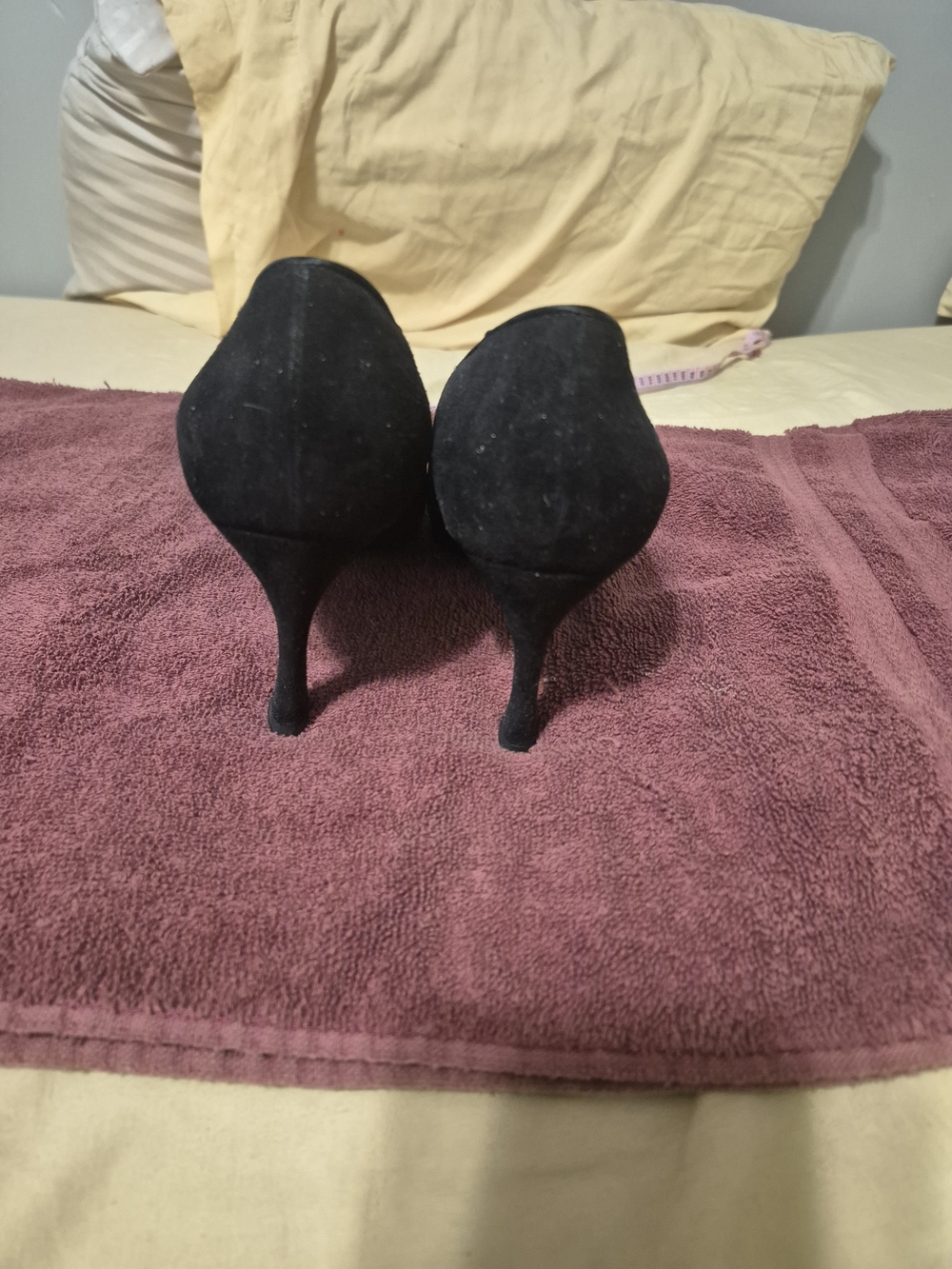 Vintage Yves Saint Laurent Black Suede Pointed-Toe Pumps - Picture 9 of 13
